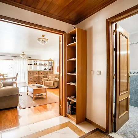 Apartment Do Jardim Parede